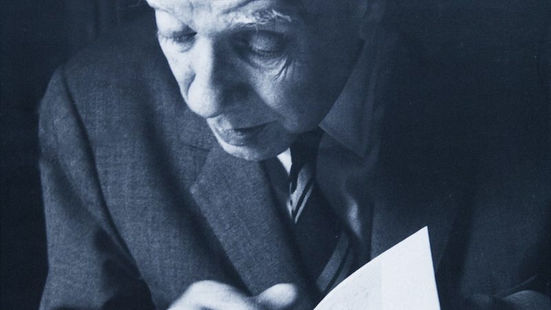 Universo borgiano: La Biblioteca Nacional ofrece una «experiencia infinita» a 80 años del «Aleph»