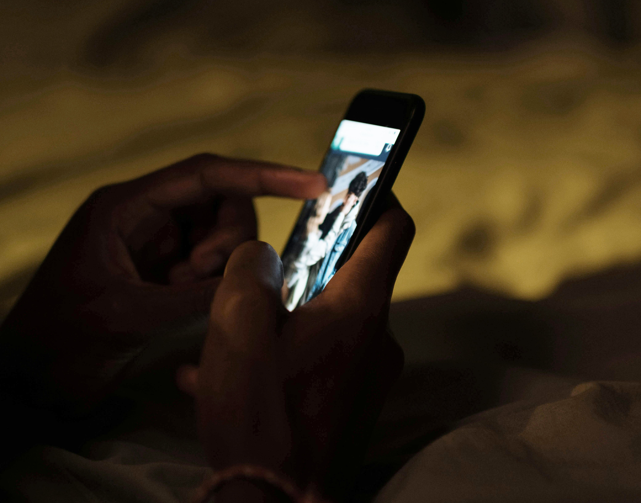 El exceso de uso de redes le está robando el sueño a los adolescentes bonaerenses