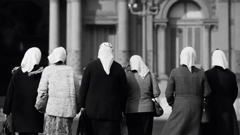 Nunca más, Siempre más: Una medallita que denuncia y anuncia