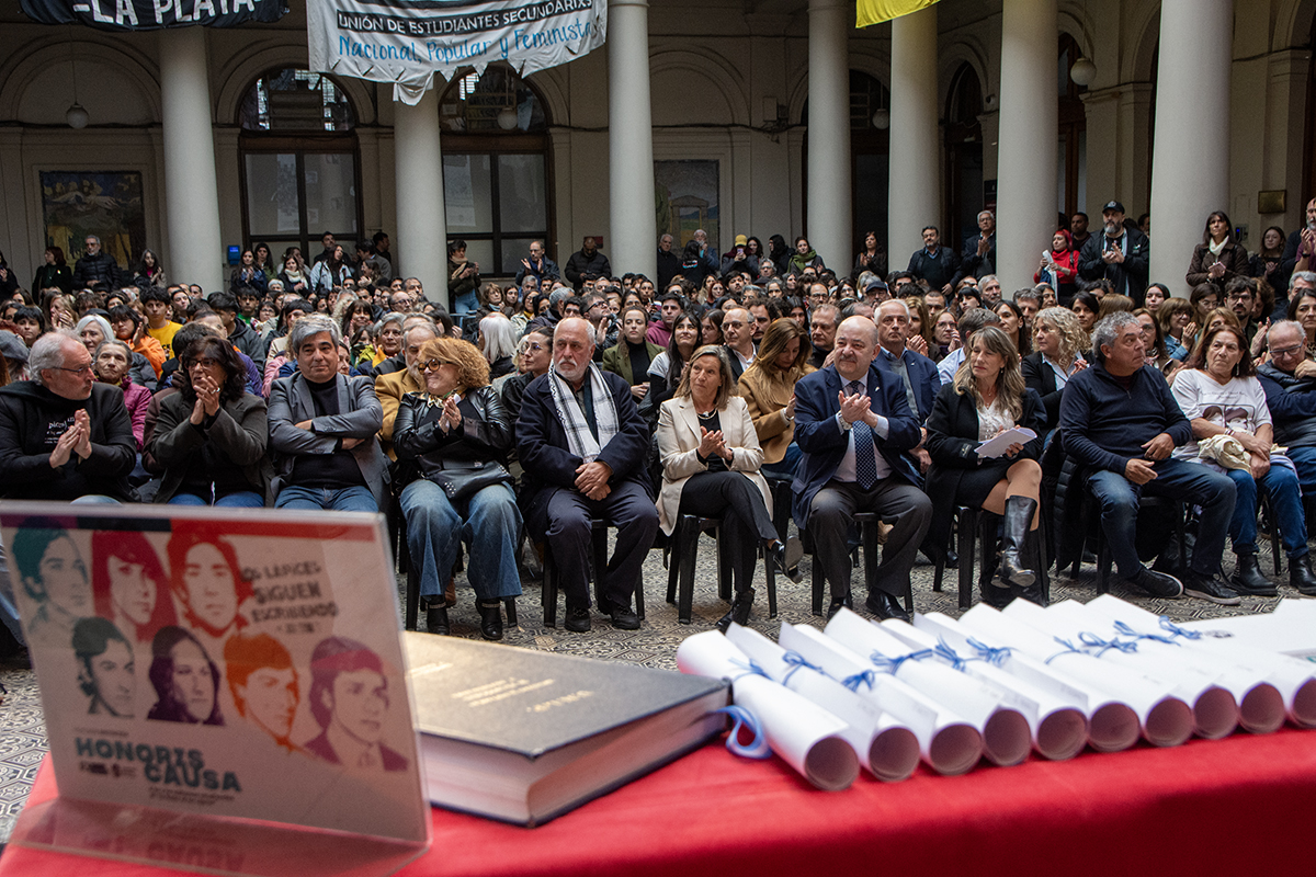 La Universidad de La Plata rindió homenaje a las víctimas de La Noche de los Lápices